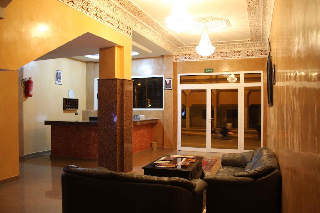 Hotel Amsterdam Ouarzazate Buitenkant foto