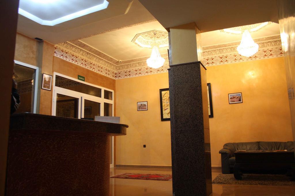 Hotel Amsterdam Ouarzazate Buitenkant foto